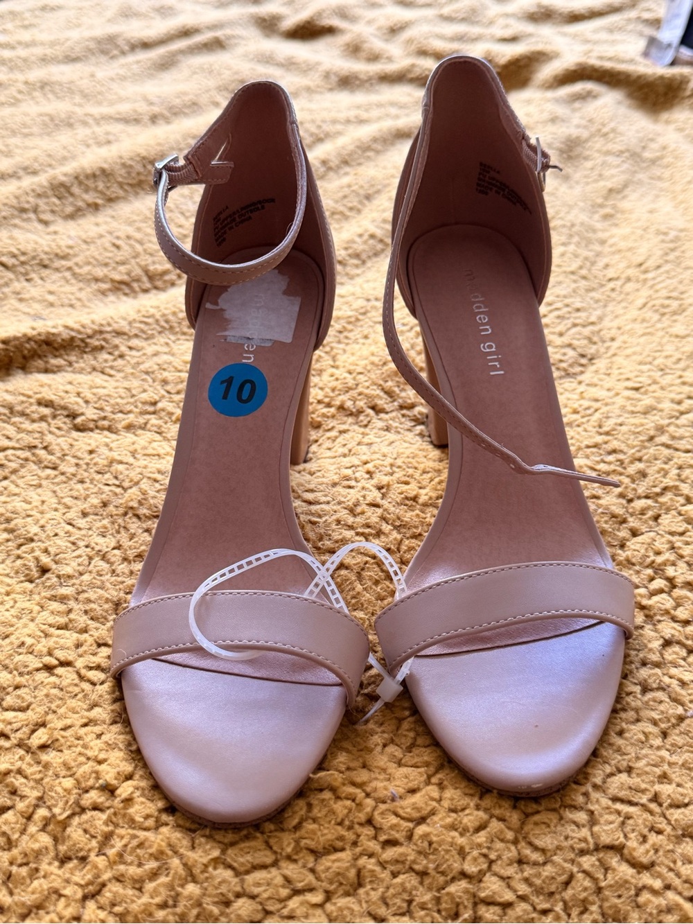 Madden Girl Nude Pink Ankle-Strap Block Heel Sandals size 10 NWOT